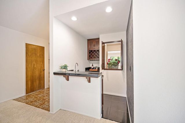 4821 Saint Thomas Dr, Fair Oaks, CA 95628