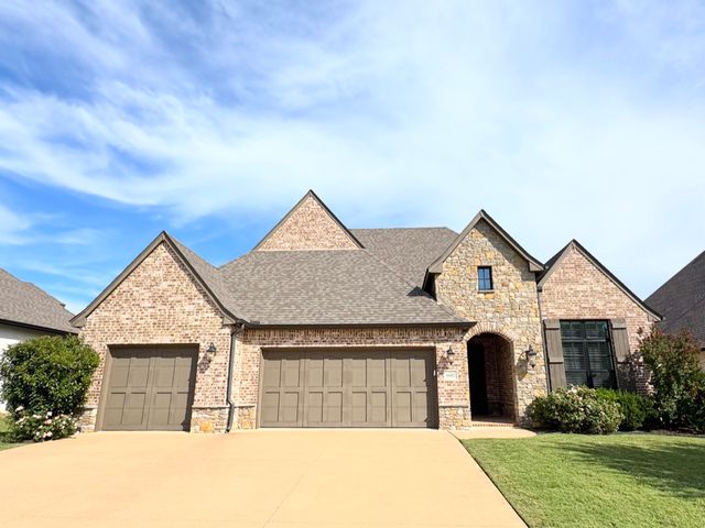 6601 S Indianwood Avenue, Broken Arrow, OK 74011