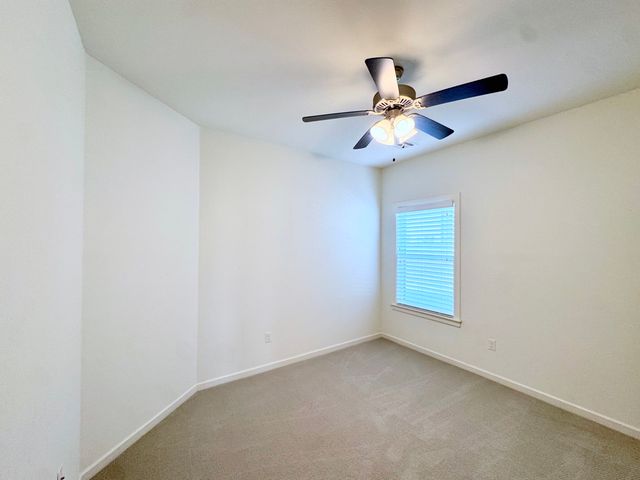 6601 S Indianwood Avenue, Broken Arrow, OK 74011