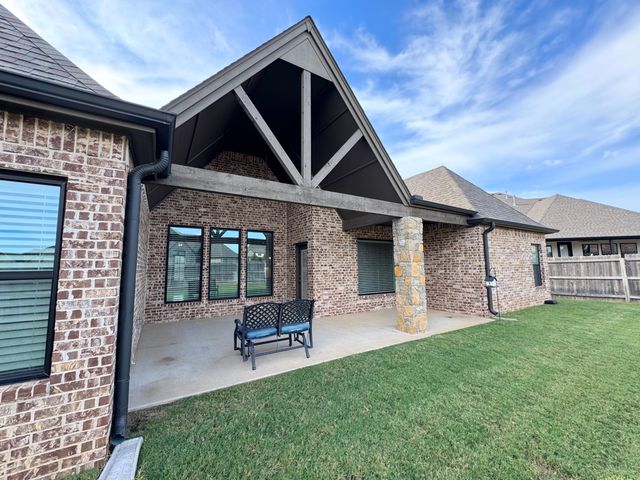 6601 S Indianwood Avenue, Broken Arrow, OK 74011