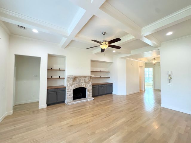 6601 S Indianwood Avenue, Broken Arrow, OK 74011