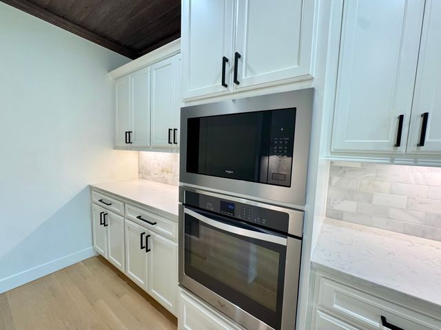 6601 S Indianwood Avenue, Broken Arrow, OK 74011