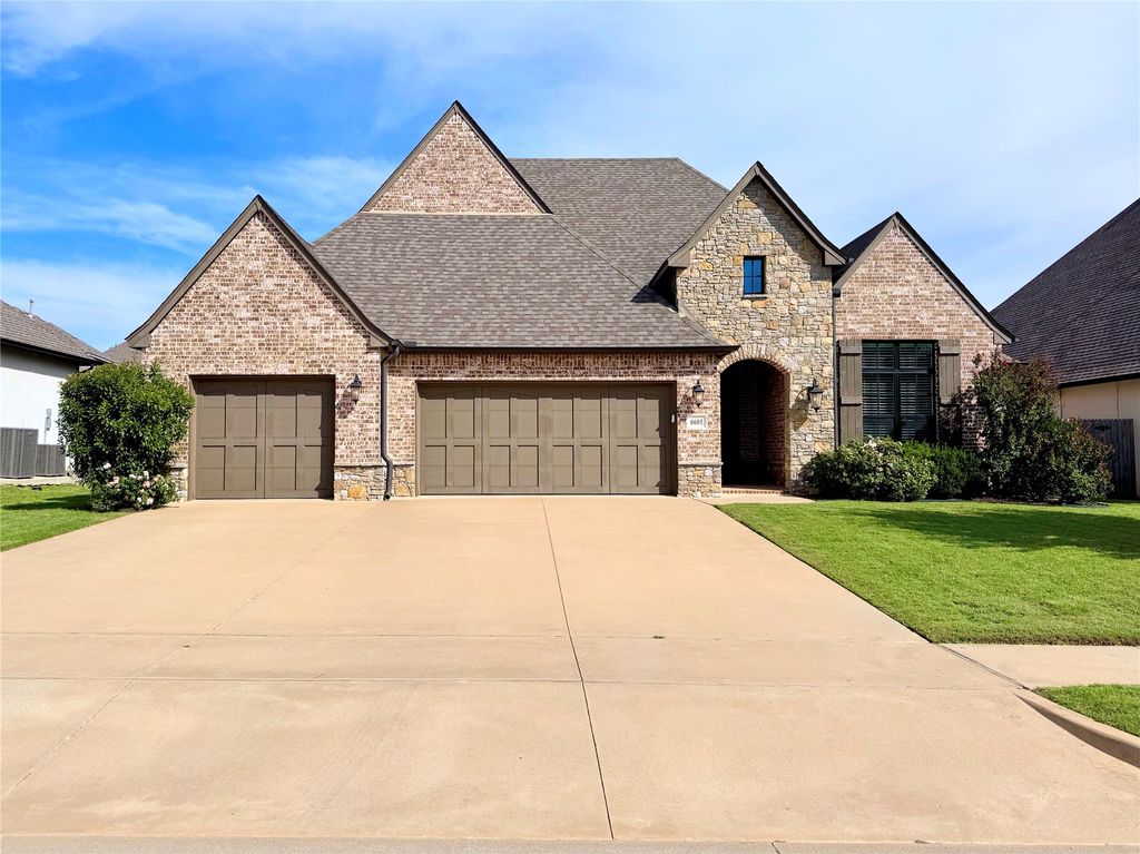 6601 S Indianwood Avenue, Broken Arrow, OK 74011