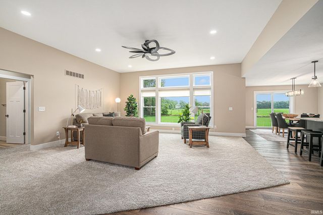 30965 County Road 10, Granger, IN 46530