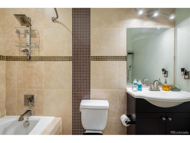 1544 Zenobia St 103, Denver, CO 80204