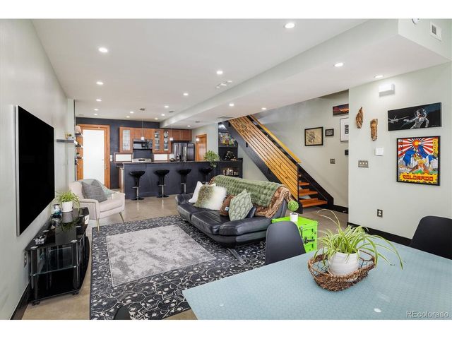 1544 Zenobia St 103, Denver, CO 80204