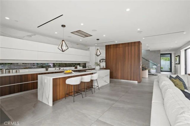 538 Alta Vista, Los Angeles, CA 90036
