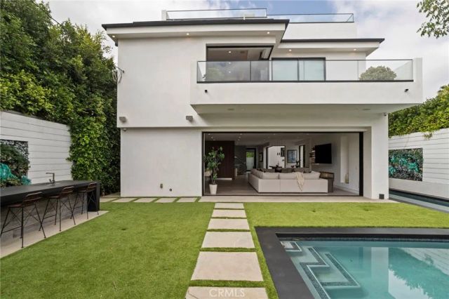 538 Alta Vista, Los Angeles, CA 90036
