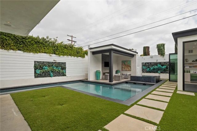 538 Alta Vista, Los Angeles, CA 90036