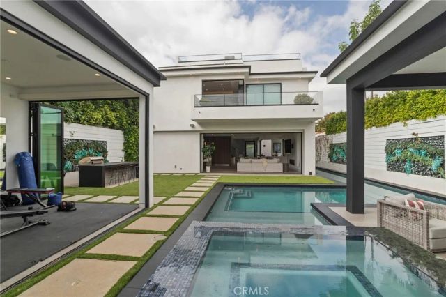 538 Alta Vista, Los Angeles, CA 90036