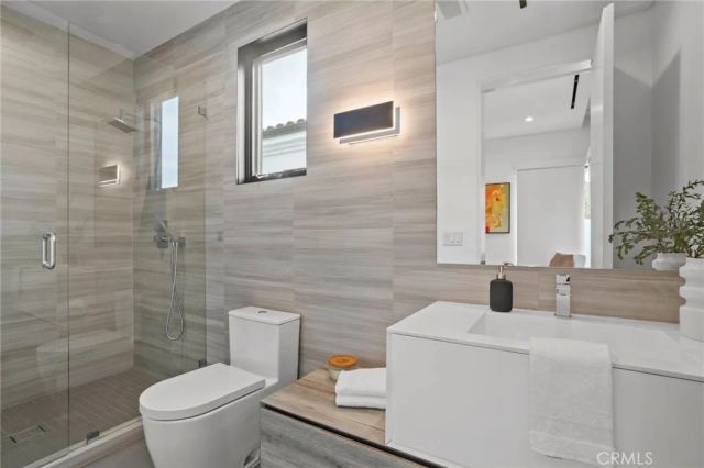 538 Alta Vista, Los Angeles, CA 90036