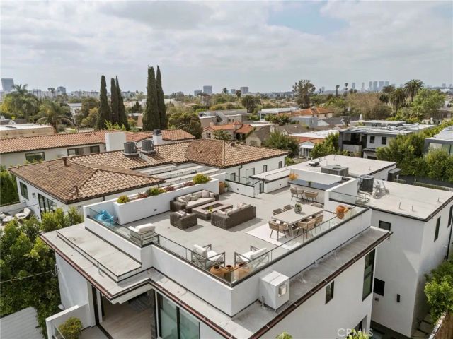 538 Alta Vista, Los Angeles, CA 90036