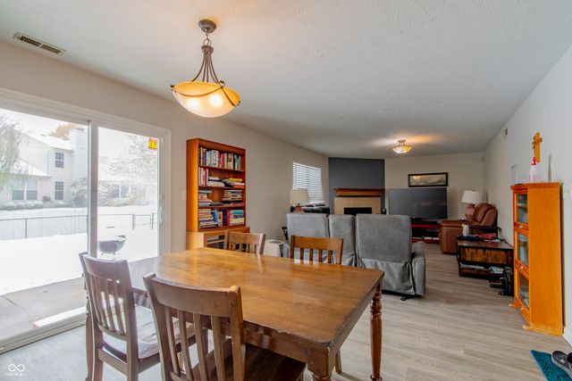 7138 Eagle Trace Way, Indianapolis, IN 46237