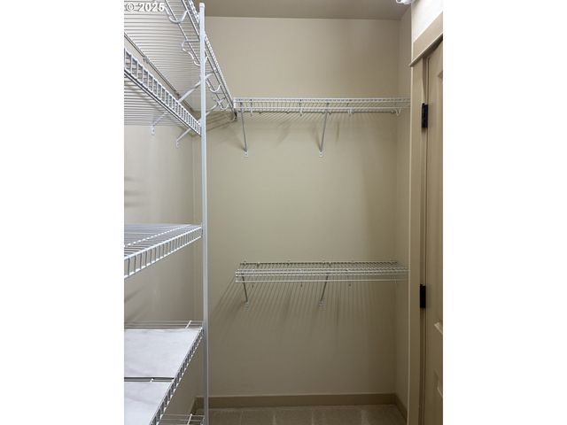 286 WINCHESTER CREEK Ave, Winchester, OR 97495