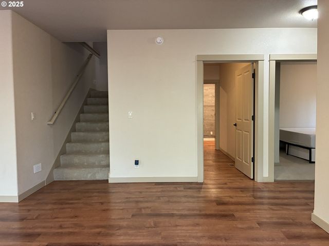 286 WINCHESTER CREEK Ave, Winchester, OR 97495