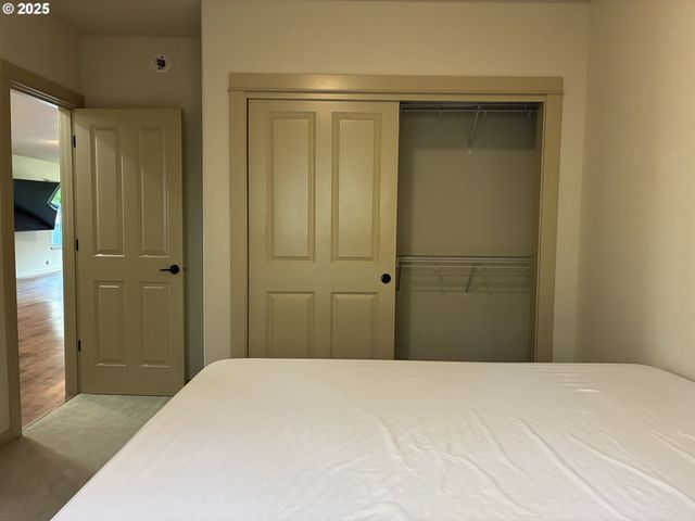 286 WINCHESTER CREEK Ave, Winchester, OR 97495