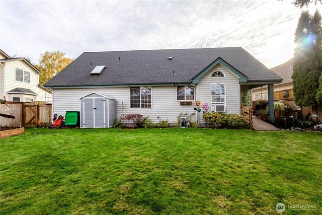 6112 Thornbury Court SE, Lacey, WA 98513