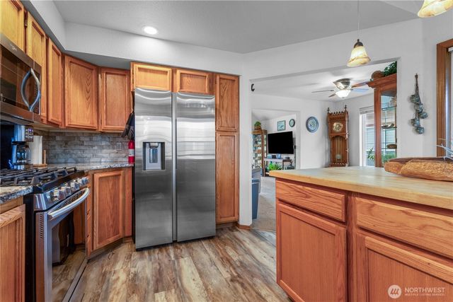 6112 Thornbury Court SE, Lacey, WA 98513