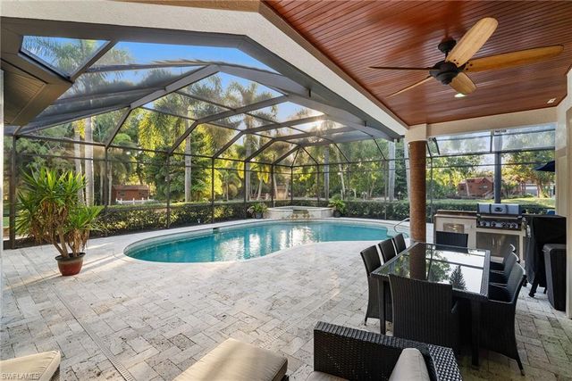 1805 Heritage TRL, Naples, FL 34112