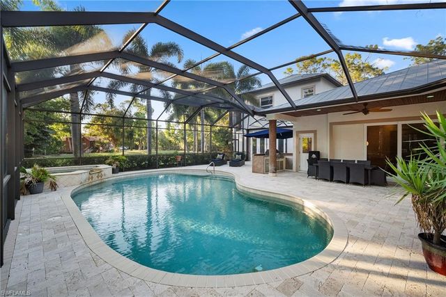 1805 Heritage TRL, Naples, FL 34112