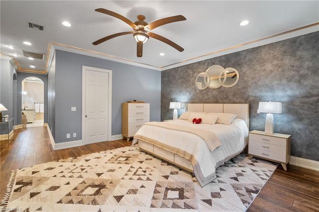 1805 Heritage TRL, Naples, FL 34112