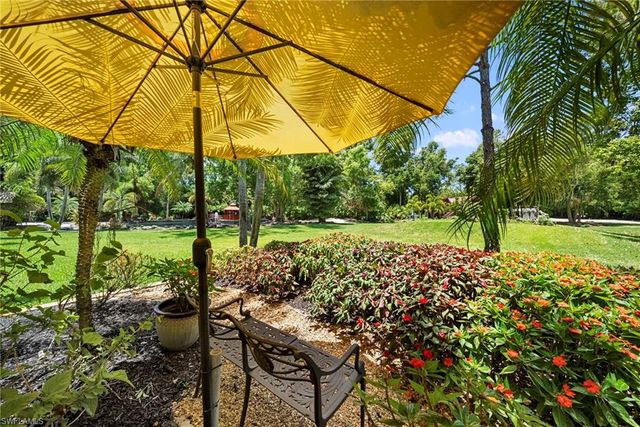 1805 Heritage TRL, Naples, FL 34112