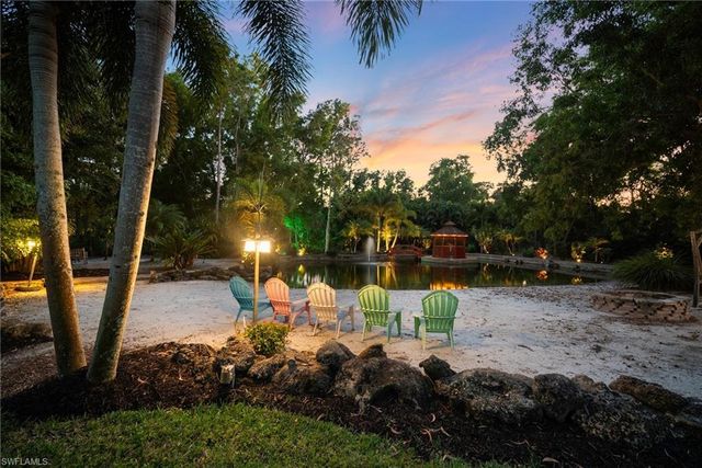 1805 Heritage TRL, Naples, FL 34112