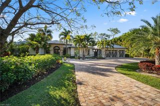 1805 Heritage TRL, Naples, FL 34112