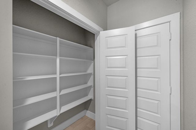 2934 Belle Tree Lane, Katy, TX 77493