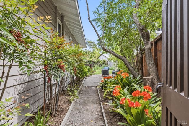 31 Rowland Ct, San Anselmo, CA 94960