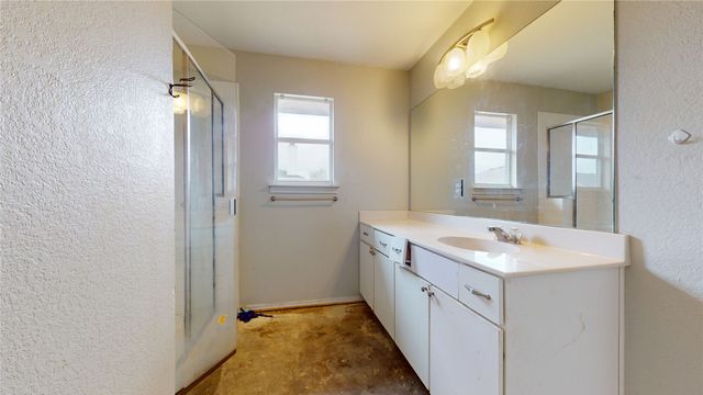 146 Brushy Creek Lane, Terrell, TX 75160