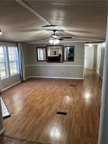 8420 Rabby E Street, Bayou La Batre, AL 36509