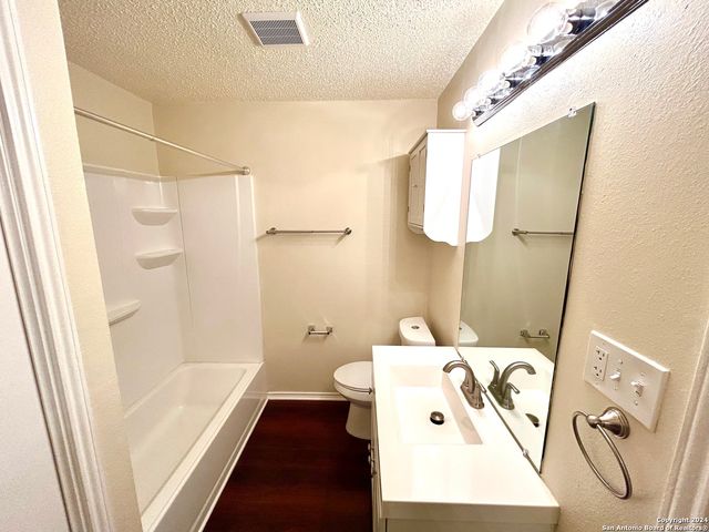 8906 AMBER DUSK, San Antonio, TX 78250