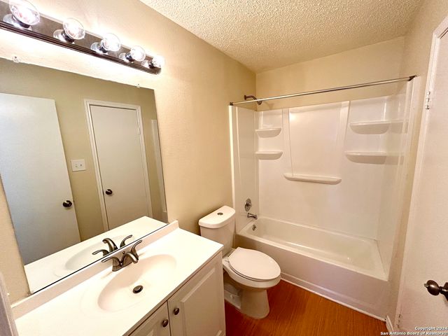 8906 AMBER DUSK, San Antonio, TX 78250