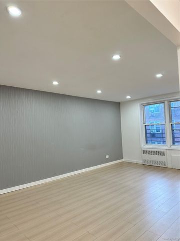 43-43 Kissena Boulevard 509, Flushing, NY 11355