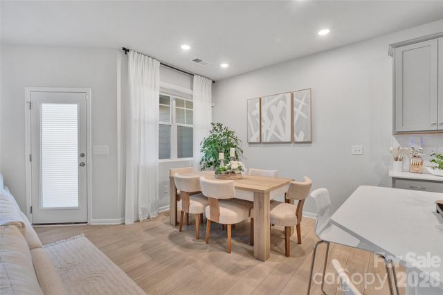 906 Park Bend Trail, Tega Cay, SC 29708