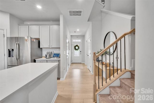 906 Park Bend Trail, Tega Cay, SC 29708