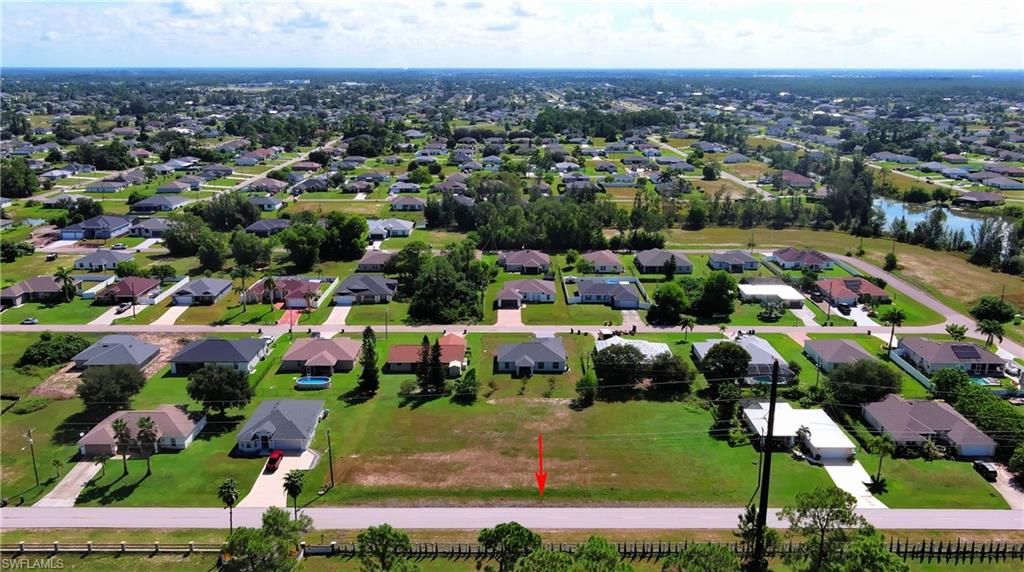 Image 7 of property listing at 3449 Andalusia BLVD NE, Cape Coral, FL 33909