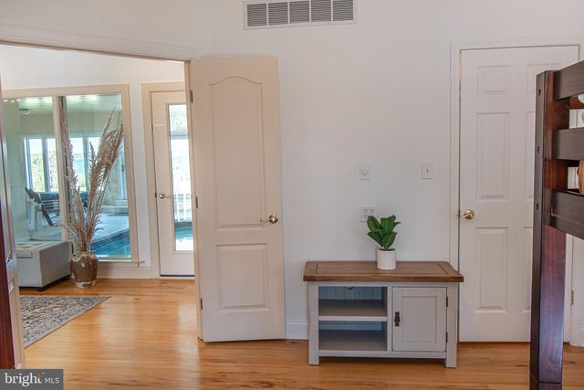 5227 BROOKS RD, Woolford, MD 21677