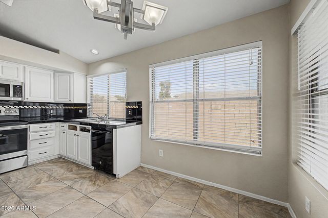 6503 W ADOBE Drive, Glendale, AZ 85308
