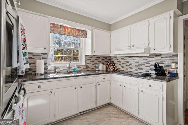 1407 Loop Road, Vidalia, GA 30474