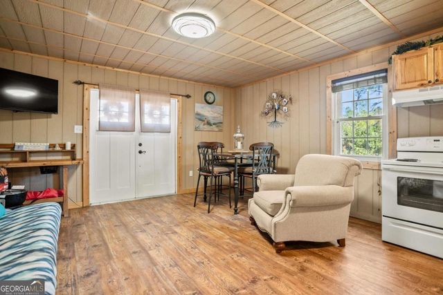 1407 Loop Road, Vidalia, GA 30474