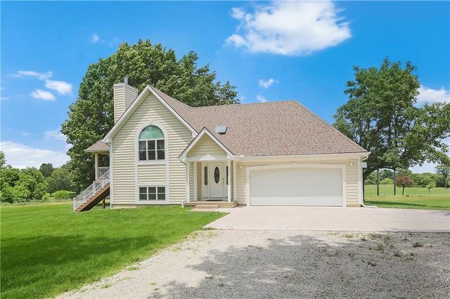25408 E Orient Cemetery Road, Harrisonville, MO 64701