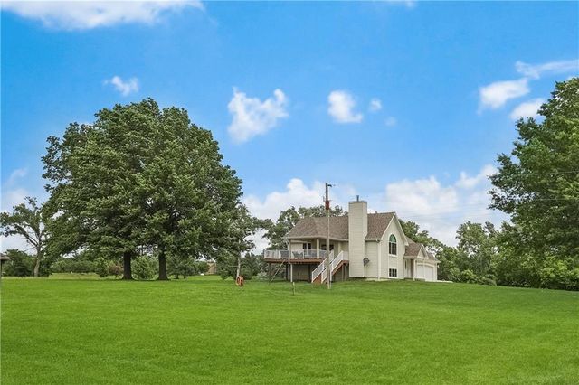 25408 E Orient Cemetery Road, Harrisonville, MO 64701