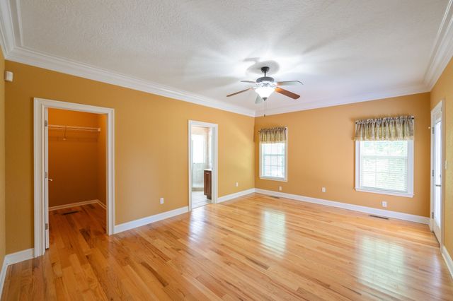 78 Joy Ln, Lexington, TN 38351