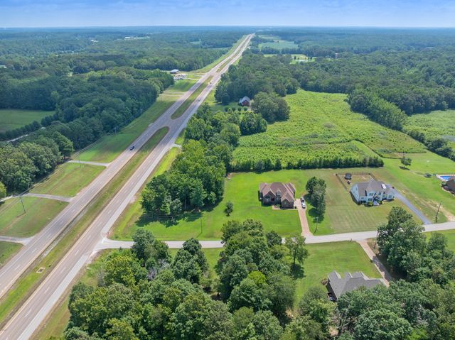 78 Joy Ln, Lexington, TN 38351