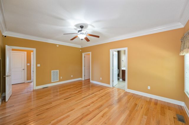 78 Joy Ln, Lexington, TN 38351