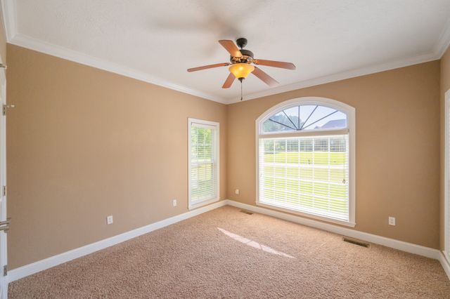 78 Joy Ln, Lexington, TN 38351