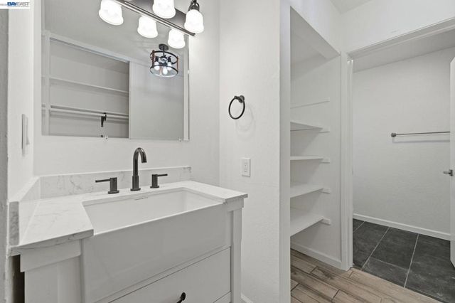 1455 Latour Ln 13, Concord, CA 94521