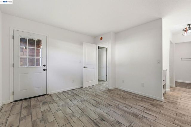 1455 Latour Ln 13, Concord, CA 94521